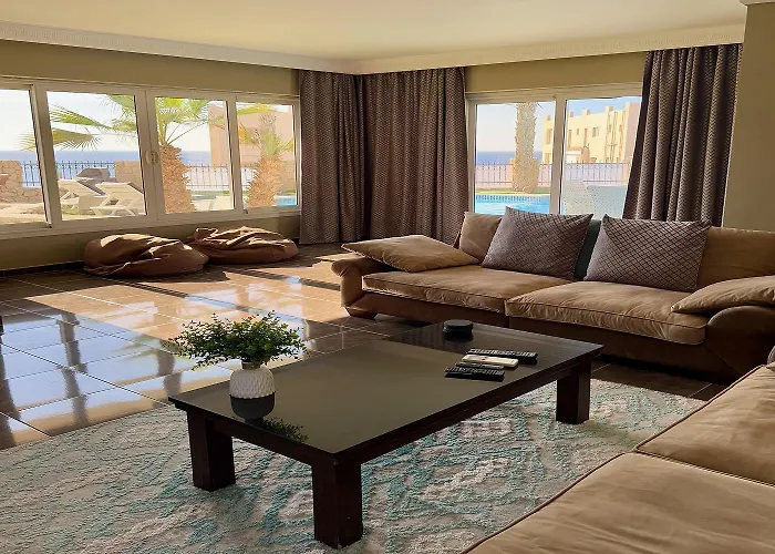 Side-villa Sharm-family Vacation Sleeps 10
